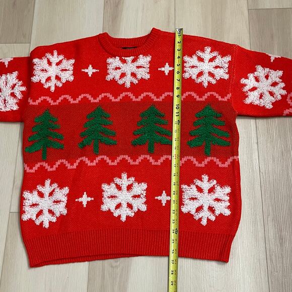 Forever 21 Christmas Tree & Snowflakes Sweater – Women’s Size Small - Picture 4 of 8